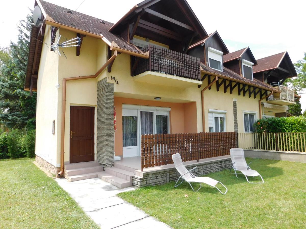 Ferienwohnung Balatonpart-Lak Balatonfenyves Exterior foto